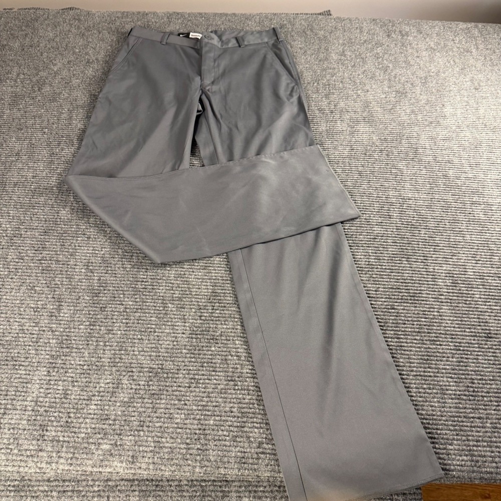 Nike Golf Dri-FIT Mens 32 Grey Flat Front Stretch Performance Chino Pants. Unhem